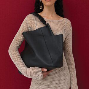 NWT Callista Iconic Black Leather Loom Shoulder Bag with Removable Pouch